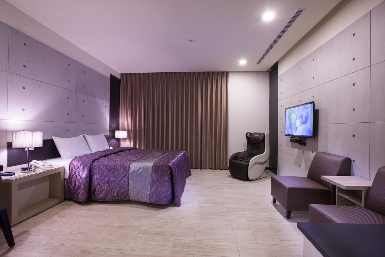 Foxdou Business Motel Tainan Exterior photo