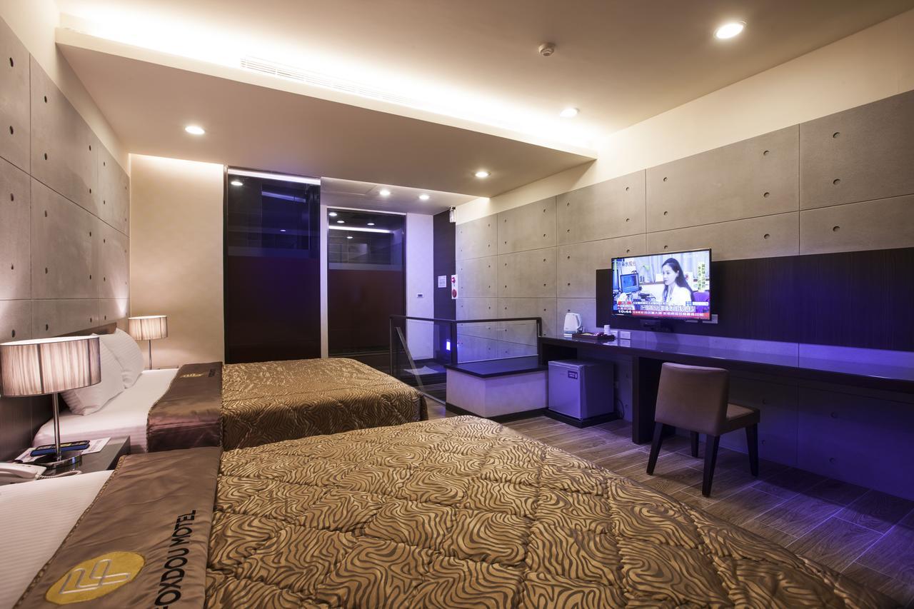 Foxdou Business Motel Tainan Exterior photo