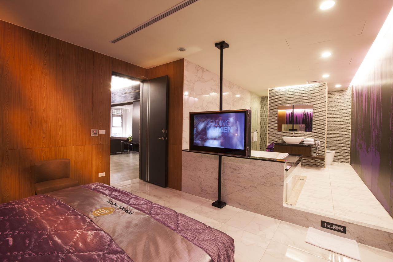 Foxdou Business Motel Tainan Exterior photo